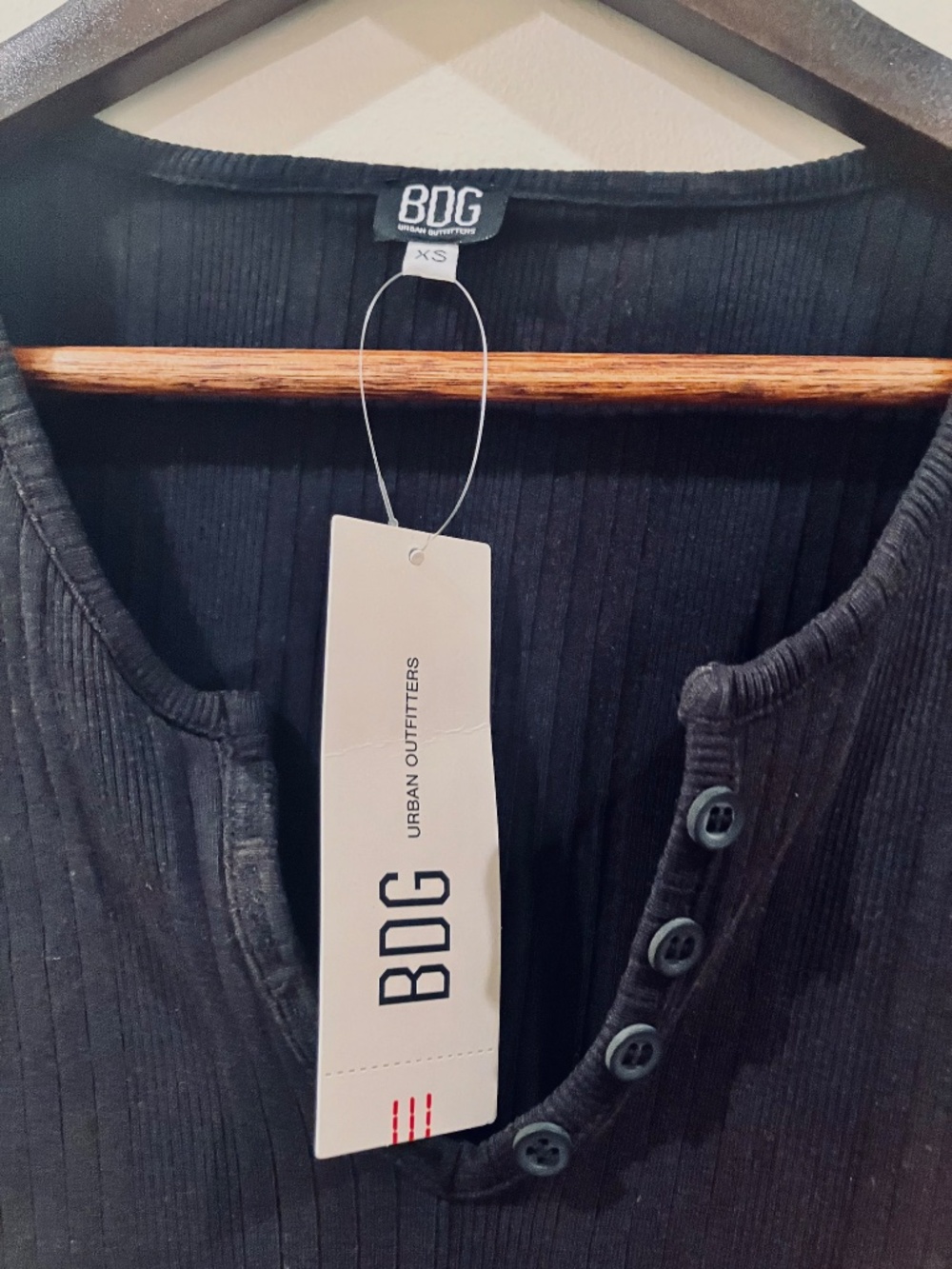 BDG (Urban Outfitters) Black Women's Ribbed Tee XS - Picture 3 of 3